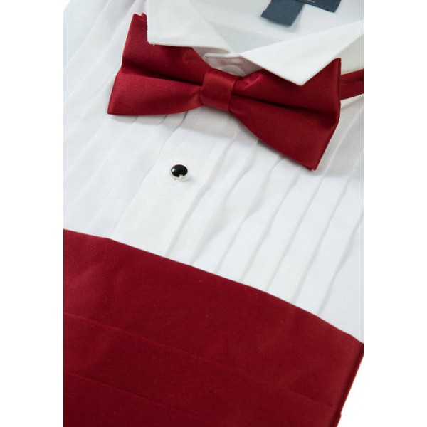 Madison Slim Fit Wing Tip Red Bow Tie Boxed Tuxedo Shirt